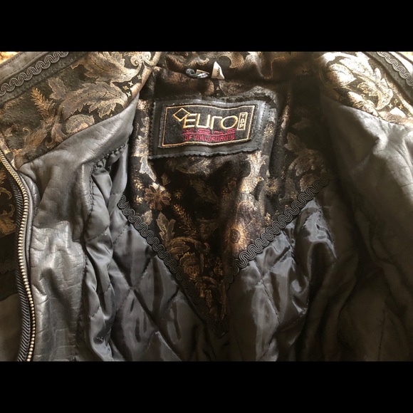 Genuine Leather jacket - Picture 4 of 8